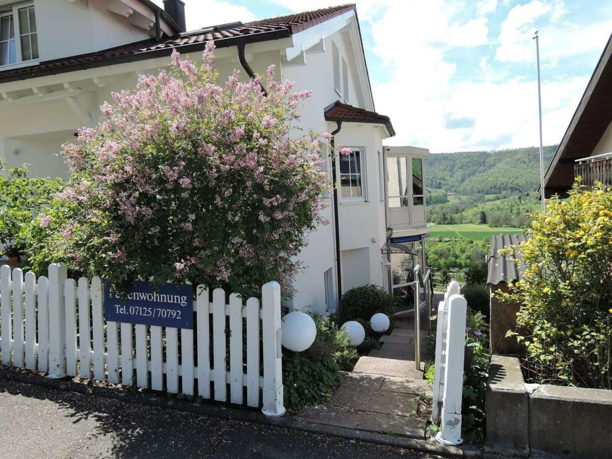 Haus Eisele Apartment Bad Urach Bagian luar foto
